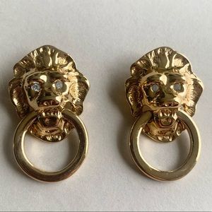 Vintage Avon Lion Doorknocker Earrings